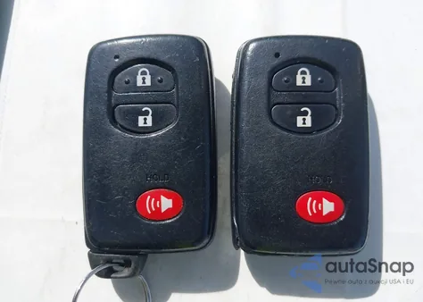 2014 Toyota Prius Two z USA, uszkodzony, nr VIN JTDKN3DU9E1741483